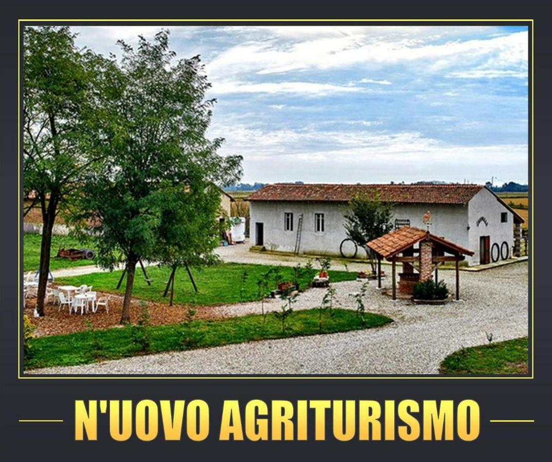 N'Uovo Agriturismo Villa Cassolnovo Buitenkant foto